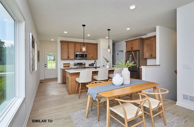 110 NW Rolling Circle, Waukee, IA 50263