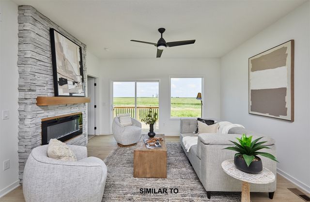 110 NW Rolling Circle, Waukee, IA 50263