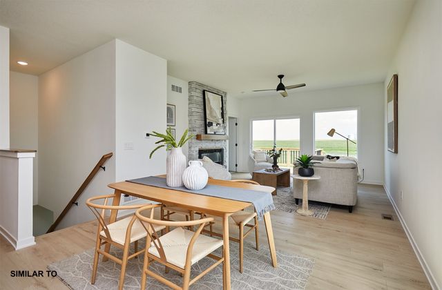 110 NW Rolling Circle, Waukee, IA 50263