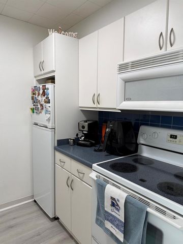 111 Briny Avenue 905, Pompano Beach, FL 33062