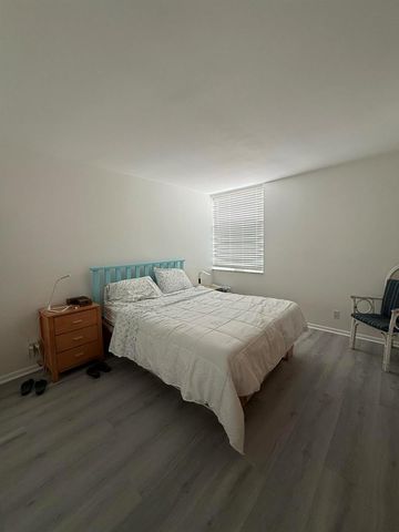 111 Briny Avenue 905, Pompano Beach, FL 33062