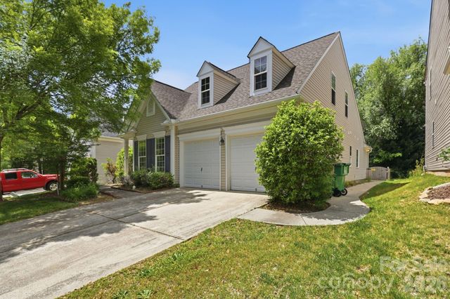 11030 Holm Oak Place, Charlotte, NC 28262