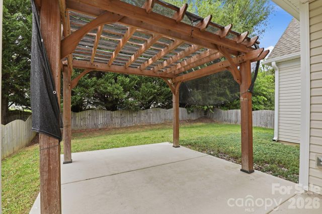 11030 Holm Oak Place, Charlotte, NC 28262