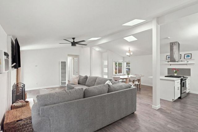 2755 Amulet Street, San Diego, CA 92123