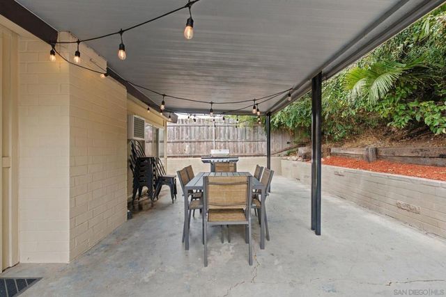 2755 Amulet Street, San Diego, CA 92123