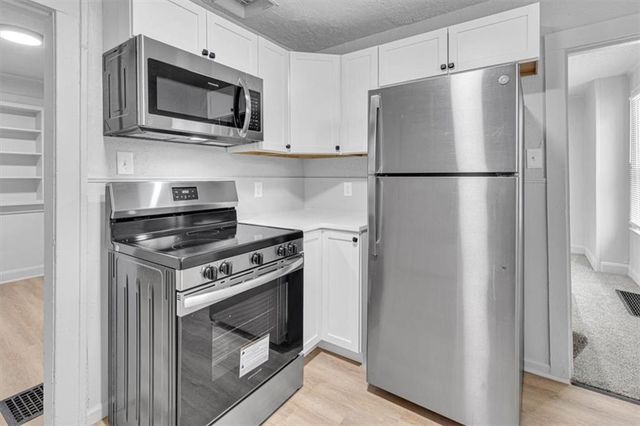 925 S Emery Street, Independence, MO 64050