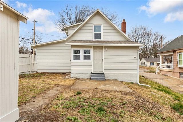 925 S Emery Street, Independence, MO 64050