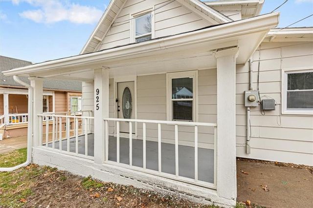 925 S Emery Street, Independence, MO 64050