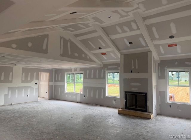 264 Hillston Drive, Wetumpka, AL 36093