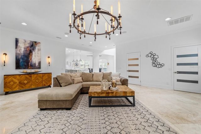 4802 W BEACHWAY DRIVE, Tampa, FL 33609