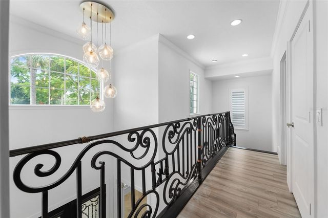 4802 W BEACHWAY DRIVE, Tampa, FL 33609