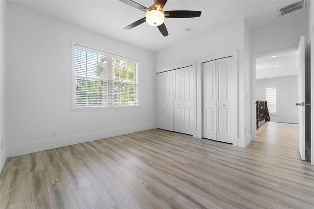 4802 W BEACHWAY DRIVE, Tampa, FL 33609