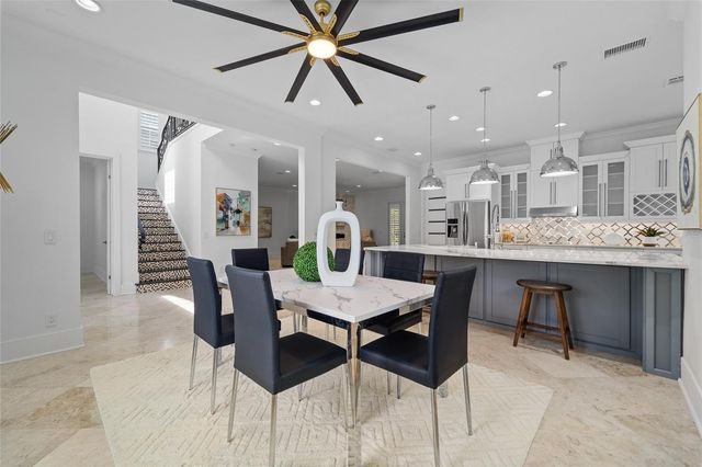 4802 W BEACHWAY DRIVE, Tampa, FL 33609