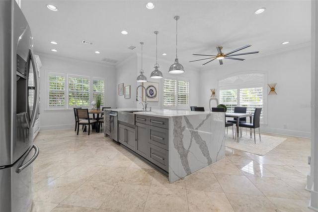 4802 W BEACHWAY DRIVE, Tampa, FL 33609