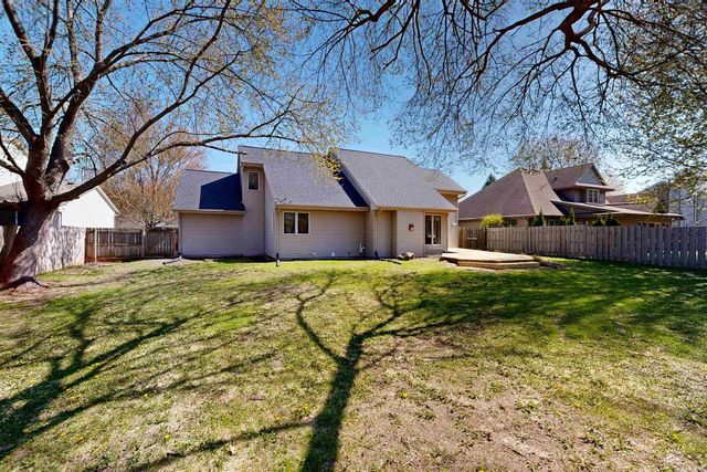 3004 Candlewood Drive, Janesville, WI 53546