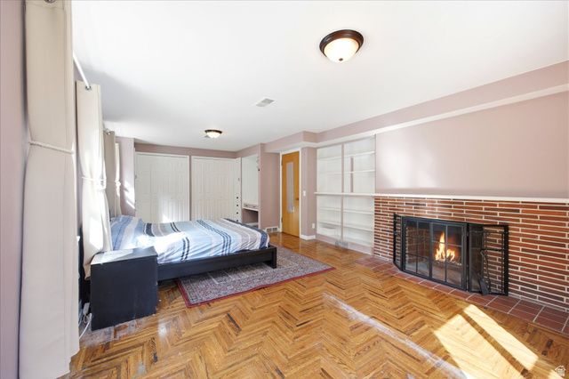 2484 E SKYLINE DR, Salt Lake City, UT 84108