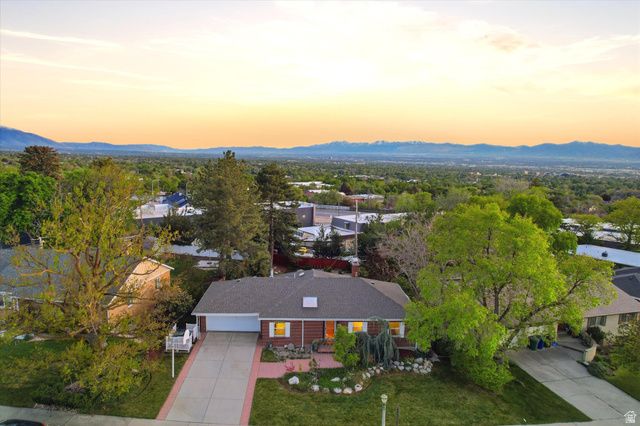 2484 E SKYLINE DR, Salt Lake City, UT 84108
