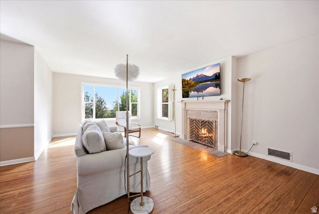2484 E SKYLINE DR, Salt Lake City, UT 84108