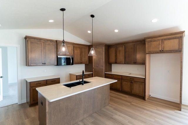 N9271 ANTON STREET, Appleton, WI 54915