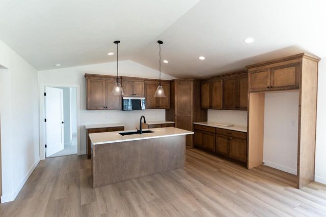 N9271 ANTON STREET, Appleton, WI 54915