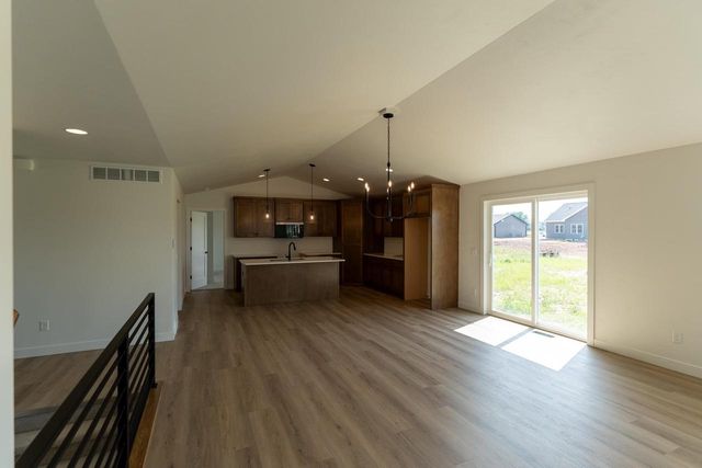 N9271 ANTON STREET, Appleton, WI 54915