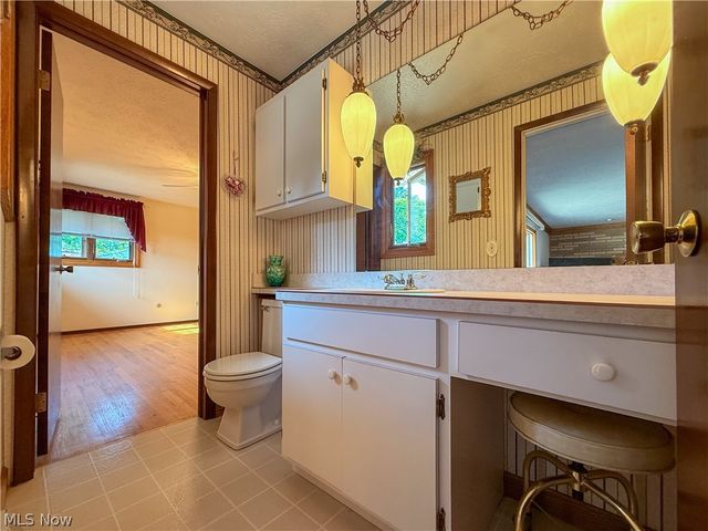 13665 Pawnee Trail, Middleburg Heights, OH 44130