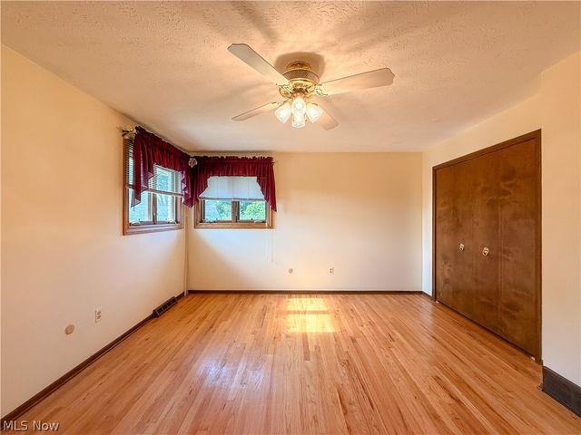 13665 Pawnee Trail, Middleburg Heights, OH 44130