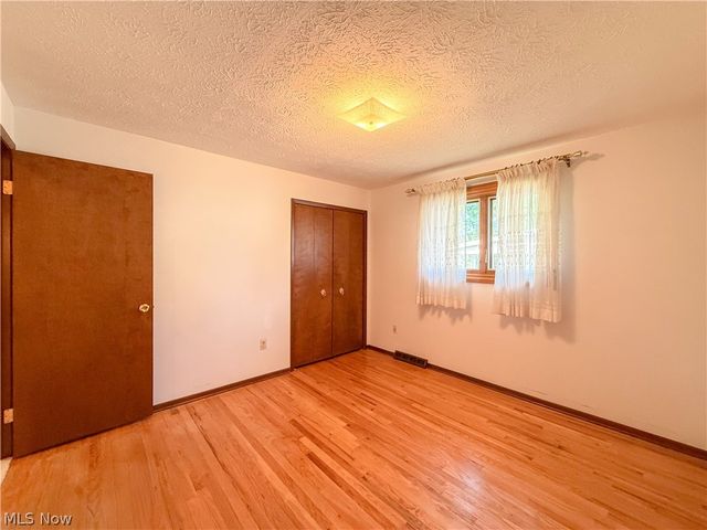 13665 Pawnee Trail, Middleburg Heights, OH 44130