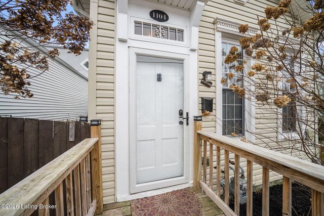 1104 E St Catherine St, Louisville, KY 40204