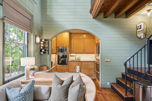 26 Catfiddle Street, Charleston, SC 29403