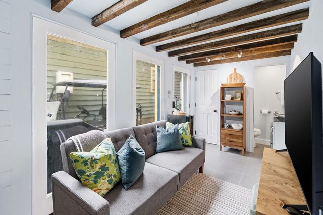 26 Catfiddle Street, Charleston, SC 29403