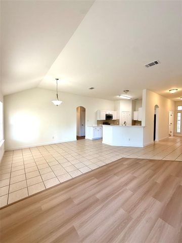 107 Desert Highlands TRL, Round Rock, TX 78665