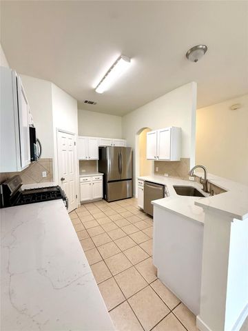 107 Desert Highlands TRL, Round Rock, TX 78665