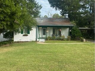 214 Sutherland Drive, Chickasaw, AL 36611