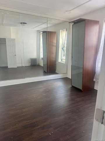 317 E 96th Street 1F, Brooklyn, NY 11212