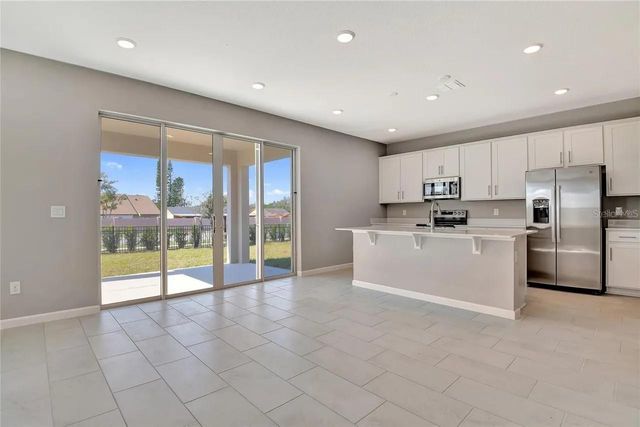 560 SUMMIT RIVER DRIVE, Apopka, FL 32712