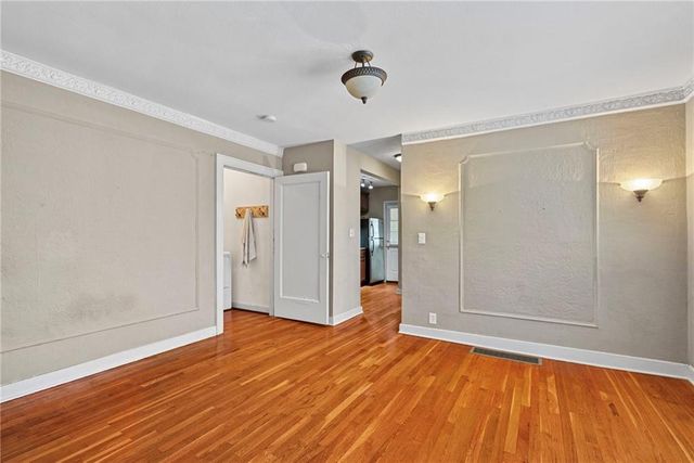 4508 Broadway Street, Kansas City, MO 64111