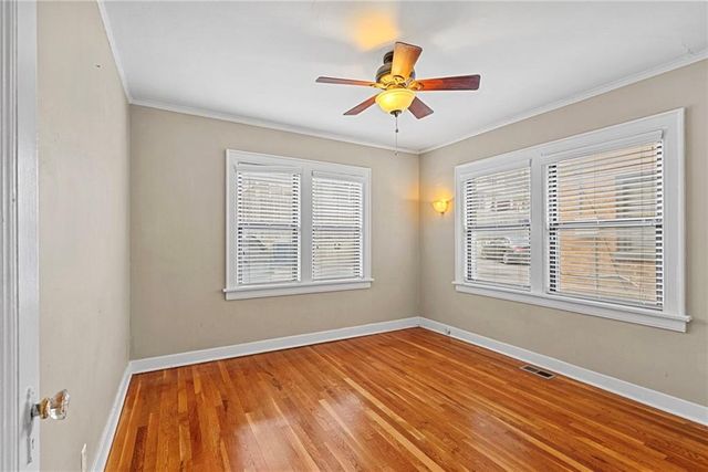 4508 Broadway Street, Kansas City, MO 64111
