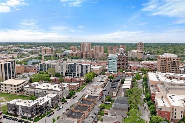 4508 Broadway Street, Kansas City, MO 64111