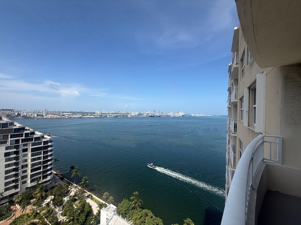 770 Claughton Island Dr 2109, Miami, FL 33131