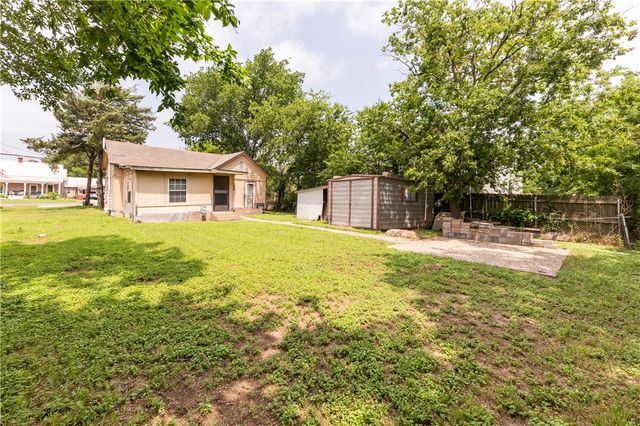 905 North Parker Avenue, Bryan, TX 77803