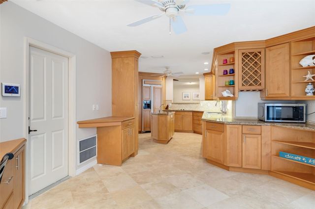 565 COMMONWEALTH PLACE, Sarasota, FL 34242
