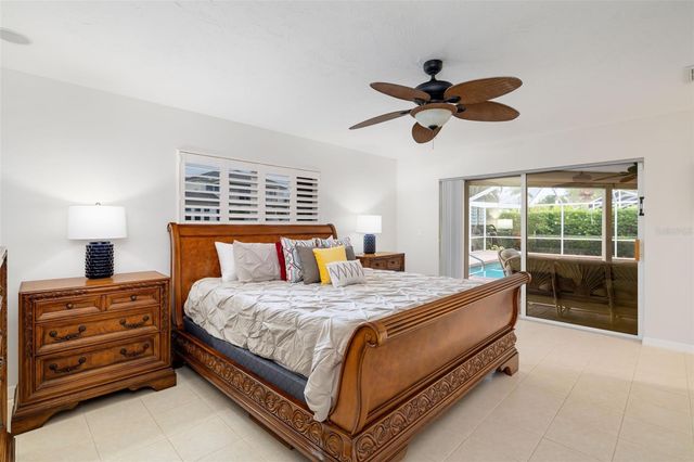565 COMMONWEALTH PLACE, Sarasota, FL 34242