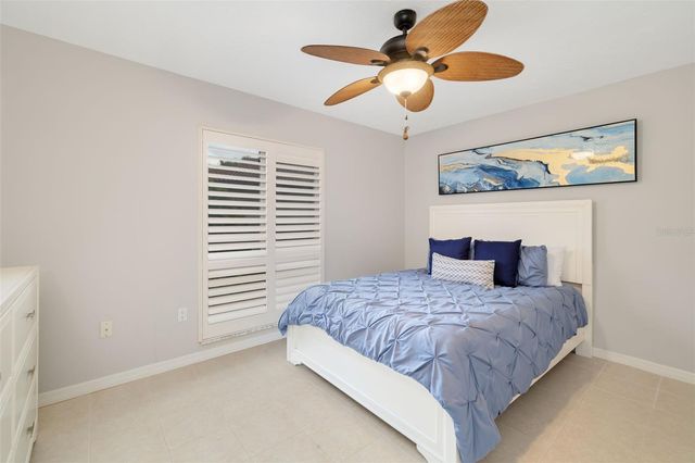 565 COMMONWEALTH PLACE, Sarasota, FL 34242