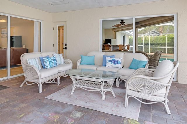 565 COMMONWEALTH PLACE, Sarasota, FL 34242