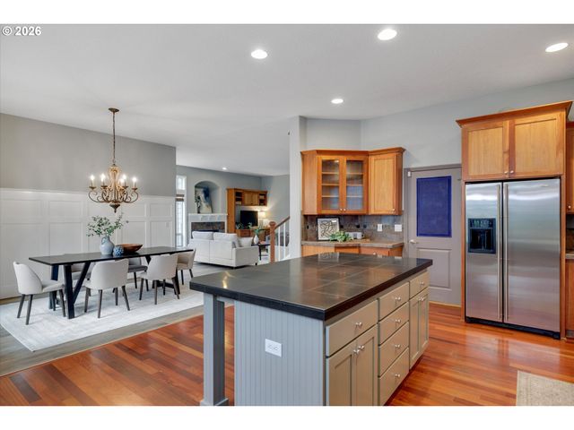 13115 Se NORMANDY Dr, Clackamas, OR 97015