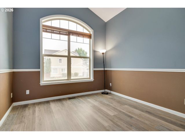 13115 Se NORMANDY Dr, Clackamas, OR 97015