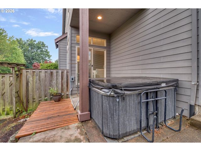 13115 Se NORMANDY Dr, Clackamas, OR 97015