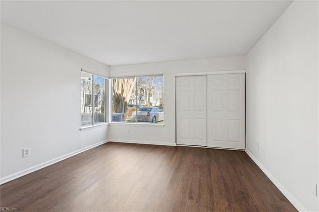 135 Nantucket PL, Newport News, VA 23606