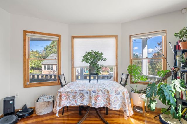 17 Connecticut Ave, Blackstone, MA 01504